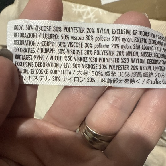 Disney Parks Christmas Minnie Mouse Embroidered Knit Cardigan Sweater XL‎ Tan - Picture 7 of 7